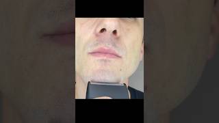 Foil blade on an electric shaver that leaves like a razor blade.