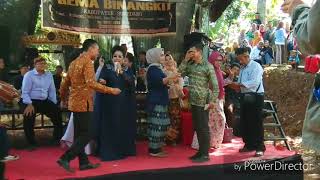 Download lagu Bangbung Hideung (Bungsu Bandung) mp3 Download lagu Bangbung Hideung (Bungsu Bandung) mp3