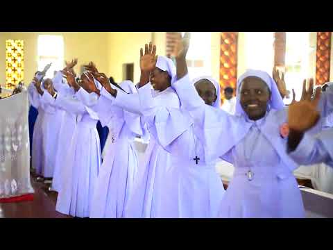 MUKAMA NINKUSIIMA KANDI NINKWEBAZA_YERYA CATHOLIC PARISH  BANYATEREZA After SISTERS FIRST VOWS 2024