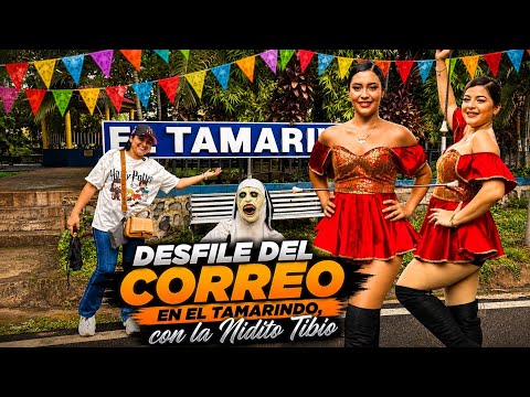 Desfile del correo con la Nidito Tibio en las fiestas de El Tamarindo en San Antonio de la Cruz 
