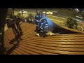 Поиск очага возгорания. Вскрытие крыши Поиск очага возгорания. Вскрытие крыши