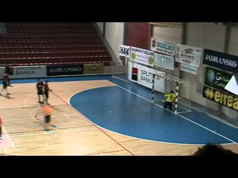 REGIONAL EXPRESS: MOJA ULICA MOJA EKIPA - OLD BOYS - LIŠJERA POLI KOSTE 0 - 3 SAŽETAK