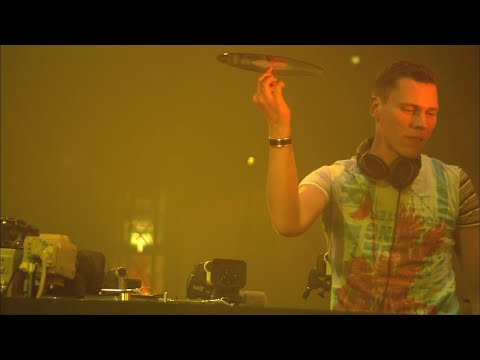 DJ Tiesto - Nyana, BDRip 1080p, (Tiesto live In Concert, 2003)
