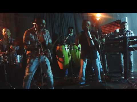 La nueva imagen *Ahora.com* - En el club torres