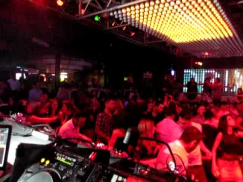 31.12.2011 Club Reyna (Hannover) Silvester DjSerkan Live 01