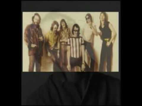 Jo Jo Zep & The Falcons - 'Shape I'm In' [1979 single with lyrics]