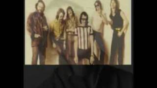 Jo Jo Zep & The Falcons - 'Shape I'm In' [1979 single with lyrics]