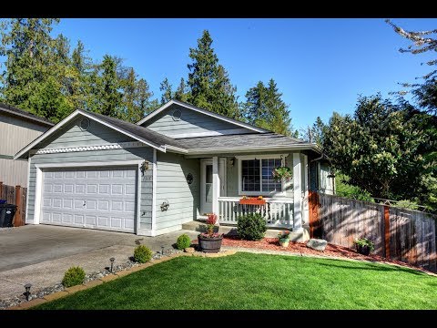 Updated Mount Vernon Rambler - 1315 N 14th Place, Mount Vernon