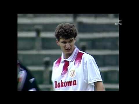 Piłka 1997 Legia–Widzew 1 połowa meczu. Legia o krok od tytułu Mistrza Polski. Bramka Kucharskiego