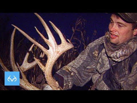 161" Montana Whitetail | Michael Waddell in Montana | Monster Bucks Mondays
