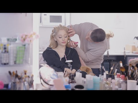Get Ready With Ariana Grande