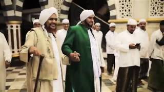 Download lagu Man Ana Habib Syech feat Muhammad Hadi Assegaf mp3 Download lagu Man Ana Habib Syech feat Muhammad Hadi Assegaf mp3