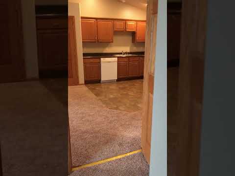 Hartford Upper 3 bedroom Apartment -full tour