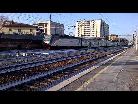 E464 322+5 piano ribassato+pilota 2 piani Trenord - Milano Greco - 09/07/2020