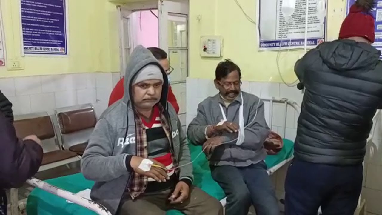 Driver Killed, 11 Tourists Injured in Accident At Banihal-Qazigund Tunnel