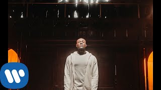 Musik-Video-Miniaturansicht zu Crown Songtext von Stormzy