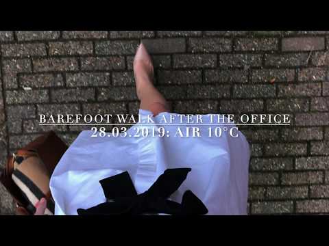 Walking bare foot at +10° C