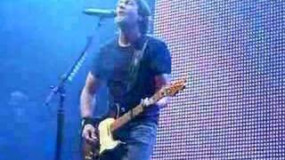 Keith Urban..Shes Gotta Be...Pittsburgh
