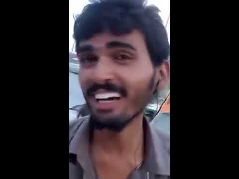 Baatein yeh kabhi na || sung by a fruit seller || beautifull voice please like and share.....