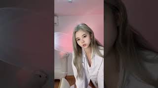 #tiktok #china #beautiful #小铃铛 童颜小巨乳 抖奶舞 每日竖屏分享