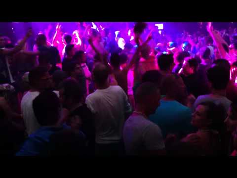 Amnesia 14.07.11 - Dirty South - Show Me Love (Laidback luke Edit)