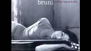 Video thumbnail of "Carla Bruni - Quelqu'un m'a dit"