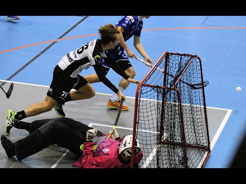 Panthers Praha - Florbal Chodov: nájezd - Karel Petrák vs. Karel Hodík