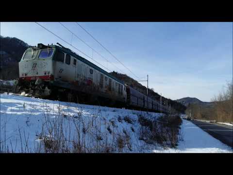 UNA E.652 IN TRANSITO NELLA NEVE CON MERCI DI TRAMOGGE  A ROBILANTE. (CN) MART. 29 - 1 - 2019