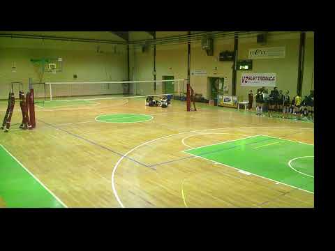 2DIVISIONE  FACTORY VOLLEY FAEDIS vs VILLADIES MD MEDICA