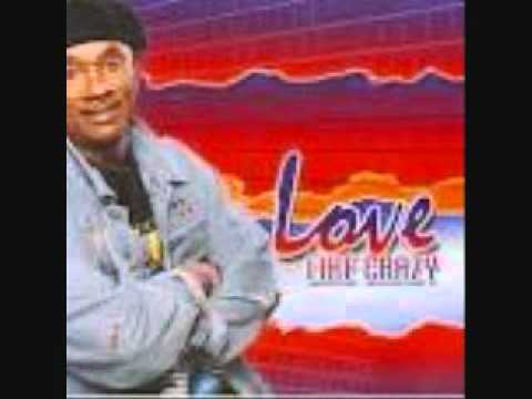 melvin williams featuring Gerald Levert why arent you loving me .wmv
