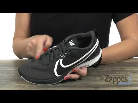 womens nike zoom strike 2