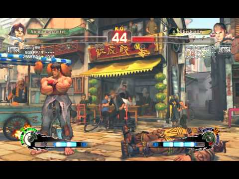 Ultra Street Fighter IV-Kampf: T. Hawk gegen Ryu