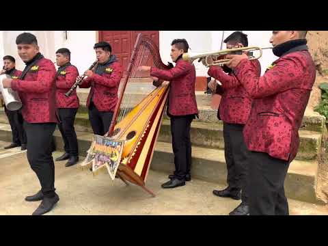 Los Inter. Súper Conquistadores del Folklore