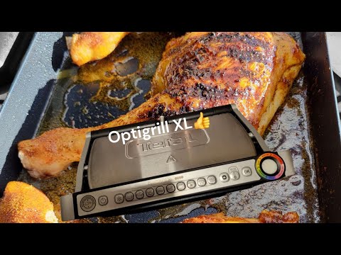 Chicken thighs from the Optigrill XL/baking tray. Served with spaghetti aglio e olio.