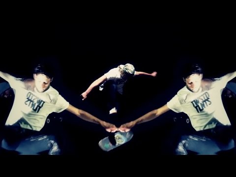 Blaenk Minds "Twisted Skater" (Original)