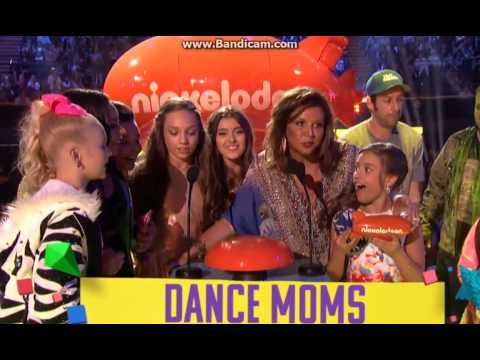 Dance Mom's wins Favorite Reality Show - Kids Choice Awards 2015