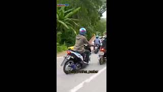 Download lagu Babylook Touring ' perjalanan ke Pulau Mandeh ( Sumbar ) mp3