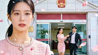 Rijke erfgename trouwt met een vreemde om te ontsnappen—hij is haar verloofde!