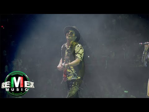 Video thumbnail for Pura Sabrosura Medley: La Negra Catalina / Juana La Cubana / La Gallina / El Pachuco / La Licuadora / La Negra Tomasa (En Vivo)