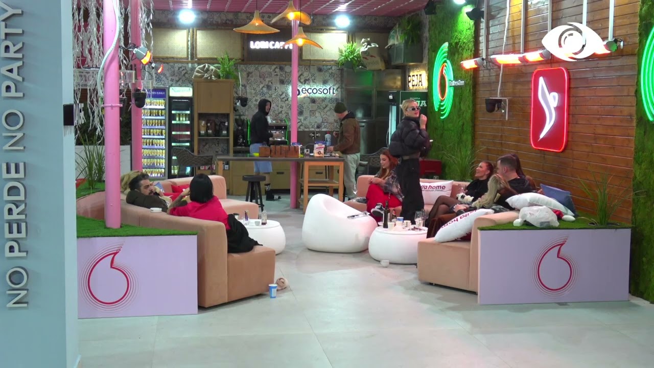 Është e shqetësuar për veten/ Amosi dhe Mikela për Arianën