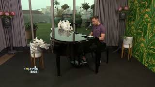 Francois Klark Performs “Please Stay”