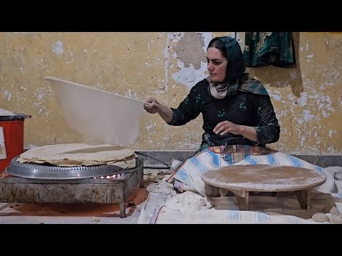 Razia, the homeless mother who bakes the best bread for her landlord