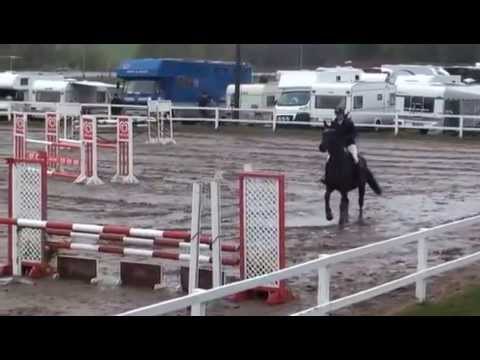 Annie och Stacey 110 i Västervik 150502