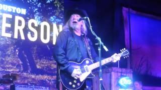 John Anderson - I Just Came Home to Count the Memories (Houston 10.23.15) HD