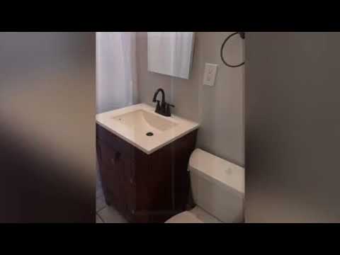 House for rent in Paramount $1995