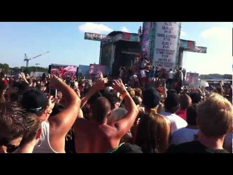 Skrillex LIVE @ Future Music Festival, Sydney 2012