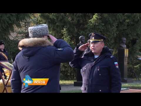 Новости Псков 20.10.2016 # Первые погоны псковским кадетам вручил новый командующий ВДВ