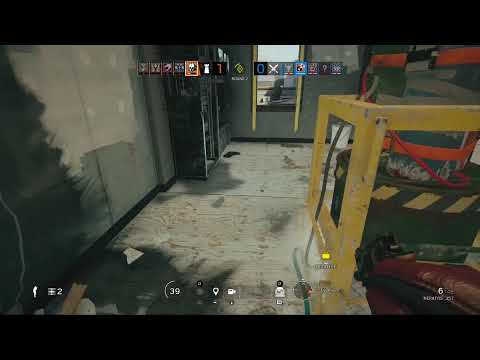 Awesome 1v2 clutch (potato aim)Sad lost but I tried