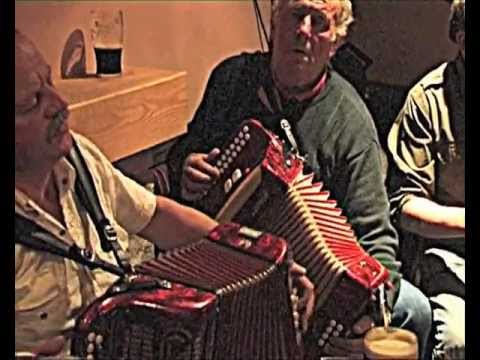 Fleadh-na- Riochta 18/6/10. Glan Bar, Glangevlin, Cavan. ( Lucy Campbells,The Dublin Reel)