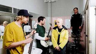 Just For Now — Tonight Alive | español.